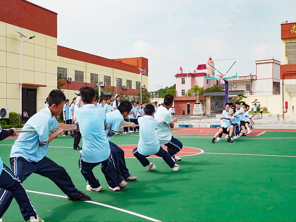 广西贺州叛逆小孩特殊学校怎么联系?本地寄宿素质机构测评